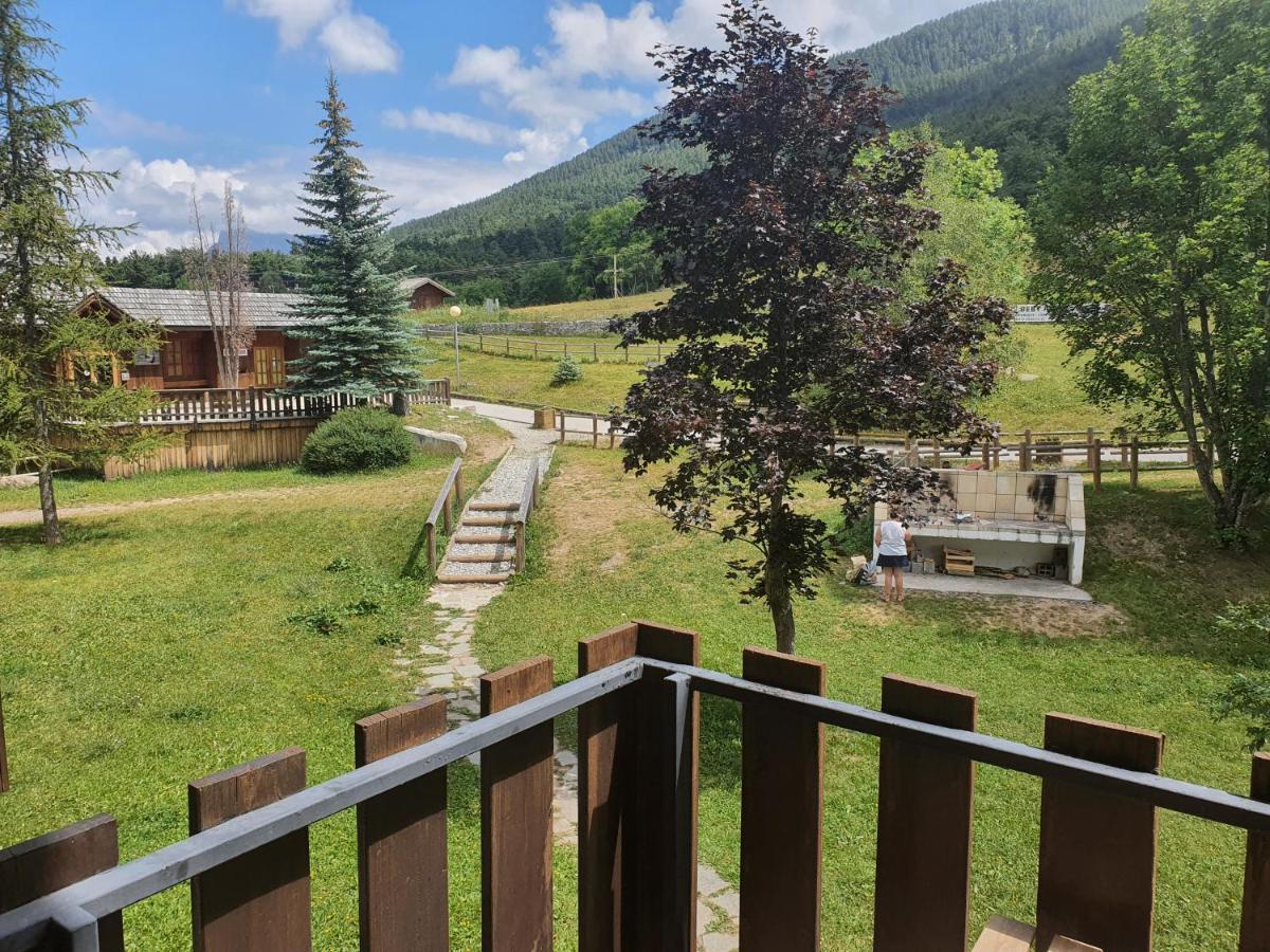 Studio 4 A 5 Personnes Saint Jean Montclar Montclar  Bagian luar foto